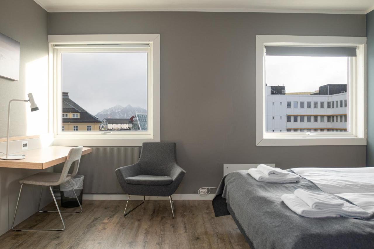 Fast Hotel Svolvaer Ngoại thất bức ảnh