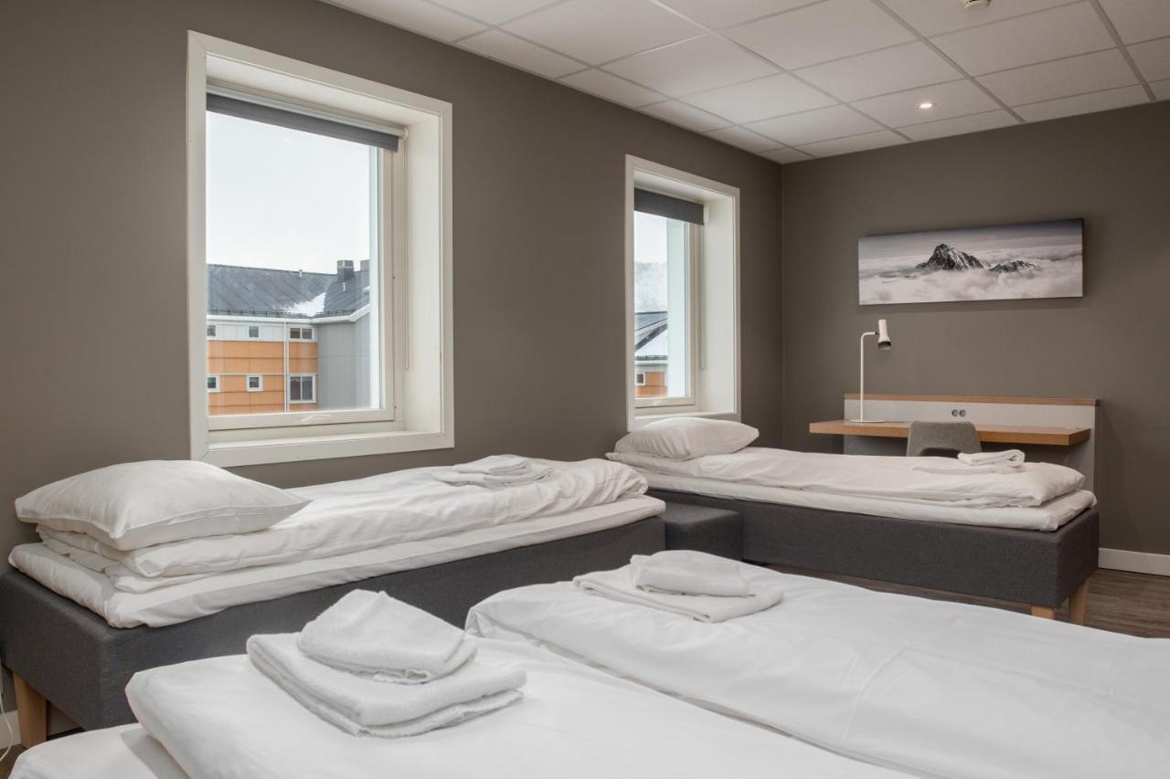 Fast Hotel Svolvaer Ngoại thất bức ảnh
