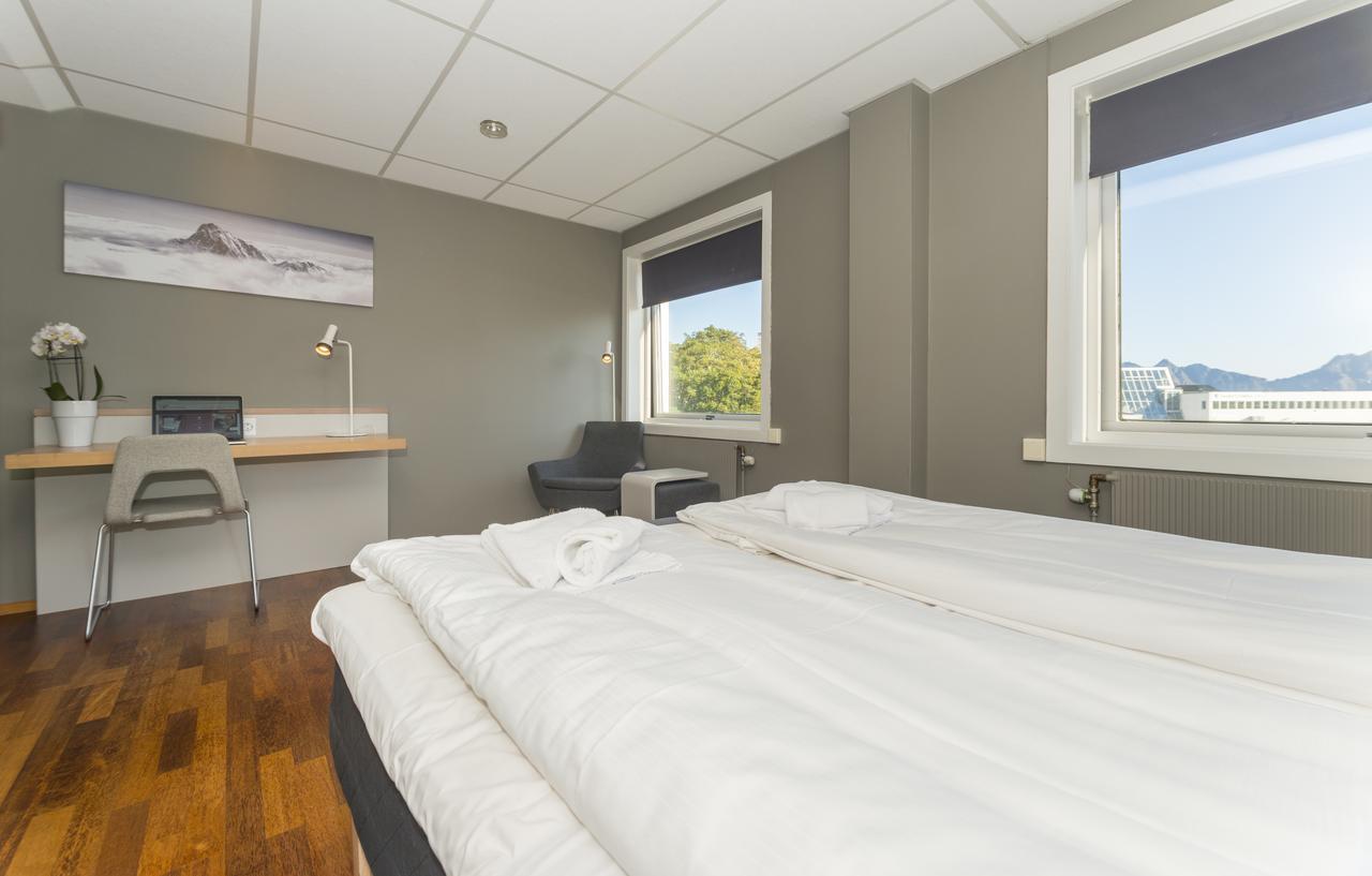 Fast Hotel Svolvaer Ngoại thất bức ảnh